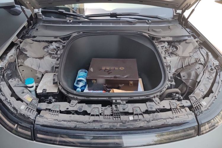 Used XPeng P7 2020 670E Engine Bay