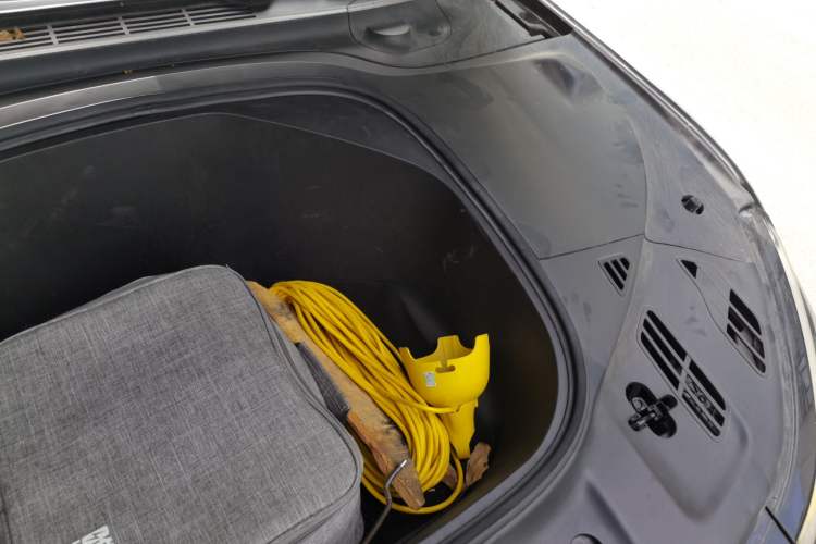 Used XPeng P7 2020 706G Engine Bay Left