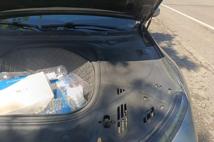 Used XPeng P7 2020 586N Engine Bay Left