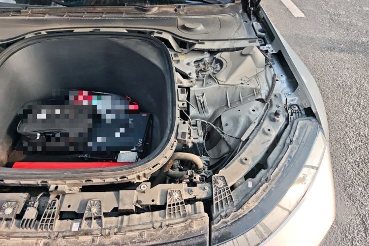 Used XPeng P7 2020 670N Engine Bay Left
