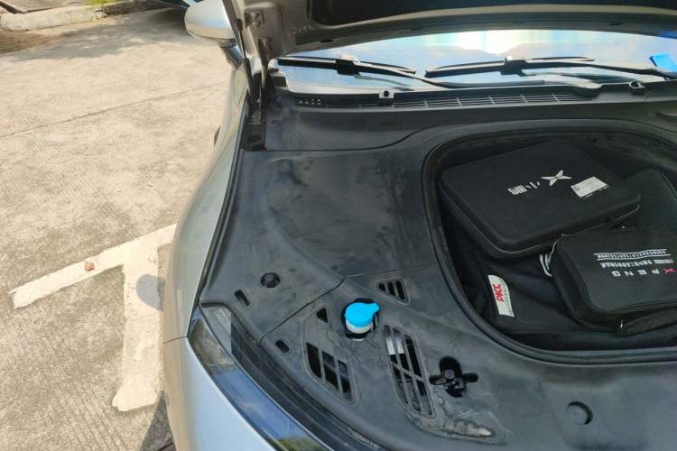 Used XPeng P7 2020 670E Engine Bay Right