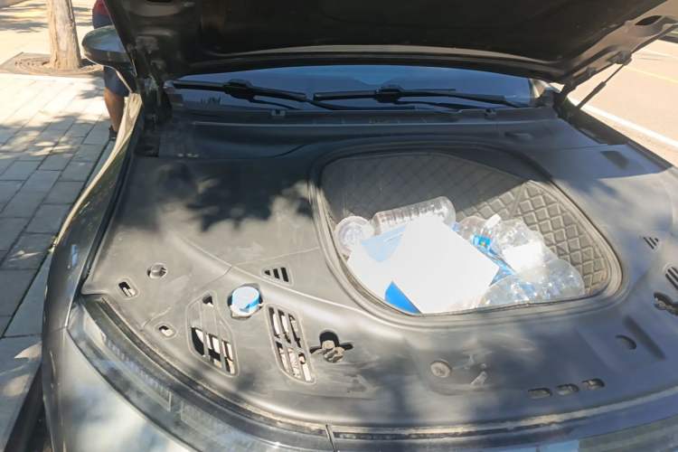 Used XPeng P7 2020 586N Engine Bay Right