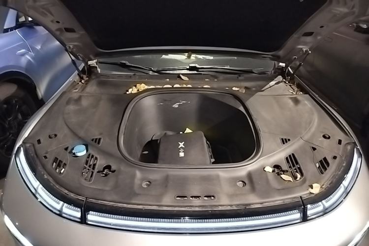 Used XPeng P7 2020 586E Engine Bay