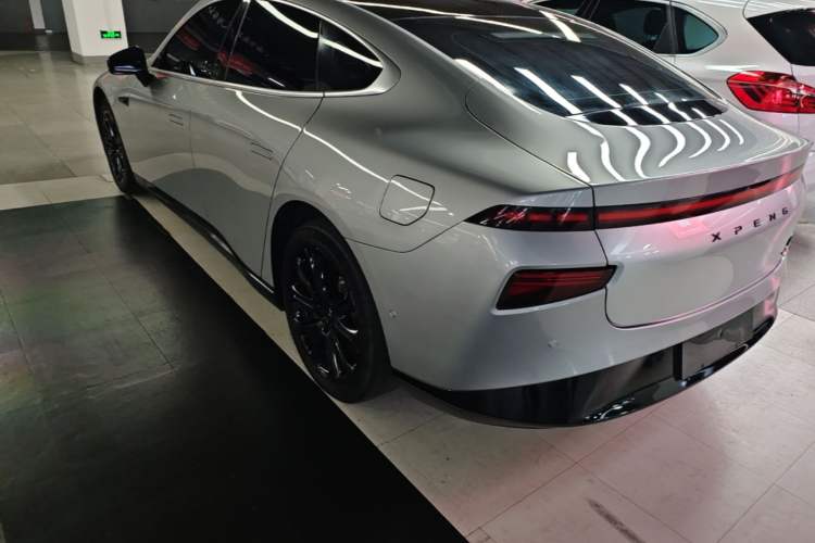 Used XPeng P7 2020 562E Performance Edition Exterior 2