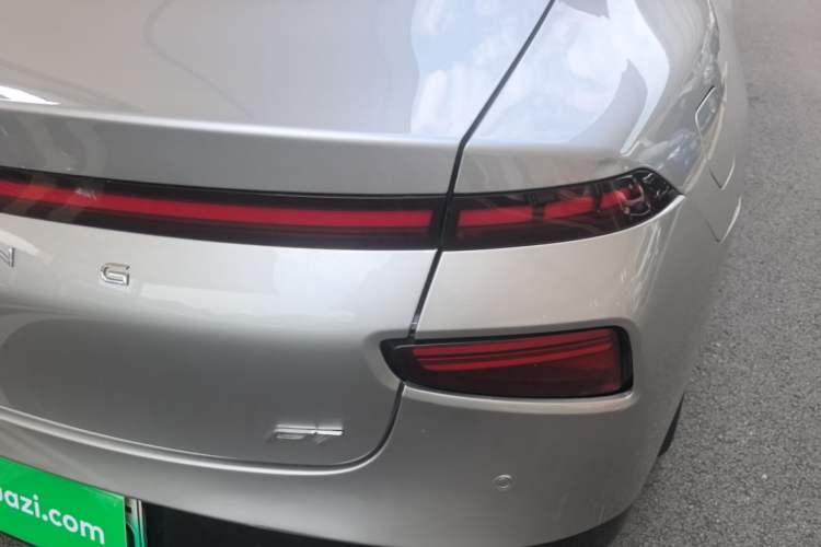 Used XPeng P7 2020 670N Exterior 3