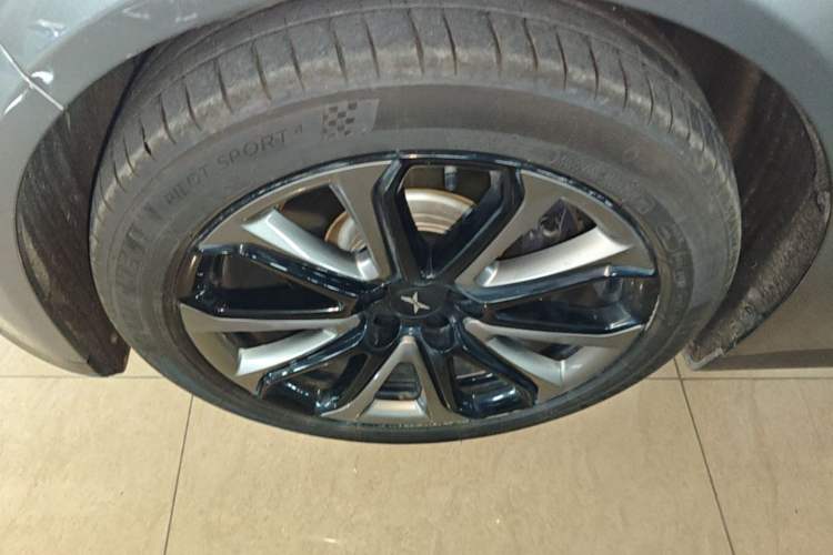 Used XPeng P7 2020 670N Exterior 4