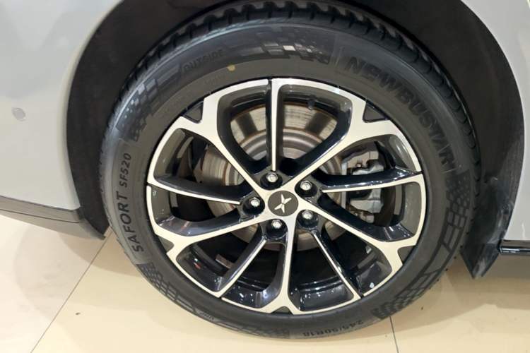 Used XPeng P7 2020 670N Exterior 5