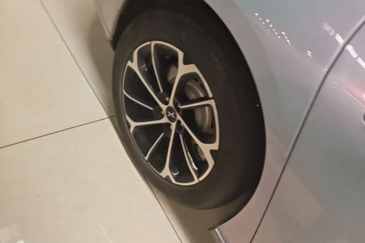 Used XPeng P7 2020 706G Exterior 5