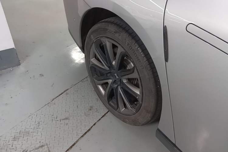 Used XPeng P7 2020 670N Exterior 5