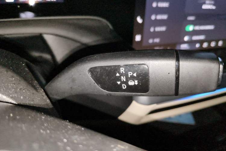 Used XPeng P7 2020 670N Gear Lever