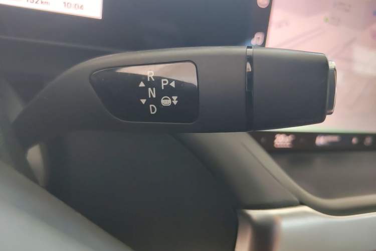 Used XPeng P7 2020 670N Gear Lever