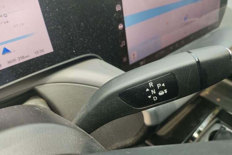Used XPeng P7 2020 670E Gear Lever