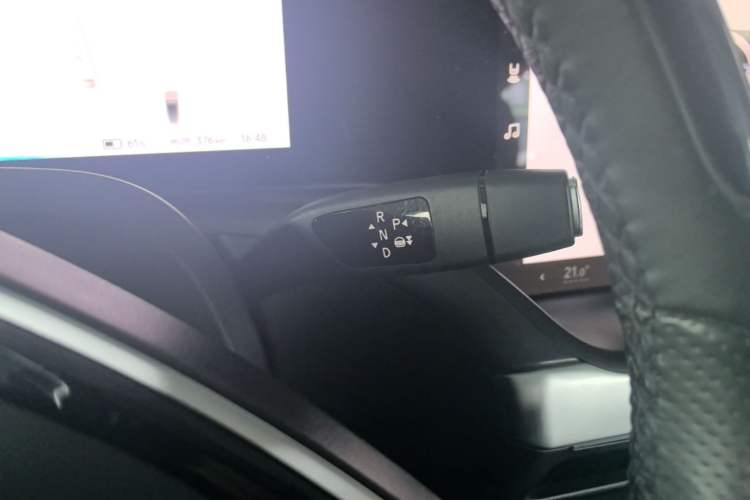 Used XPeng P7 2020 Rear-Drive Long-Range Smart Drive Version Gear Lever