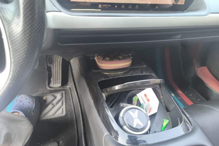 Used XPeng P7 2020 670E Gear Lever