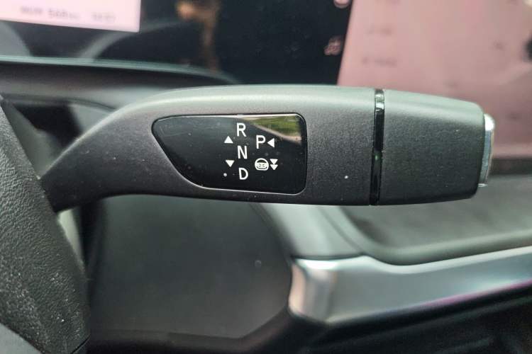 Used XPeng P7 2020 670E Gear Lever