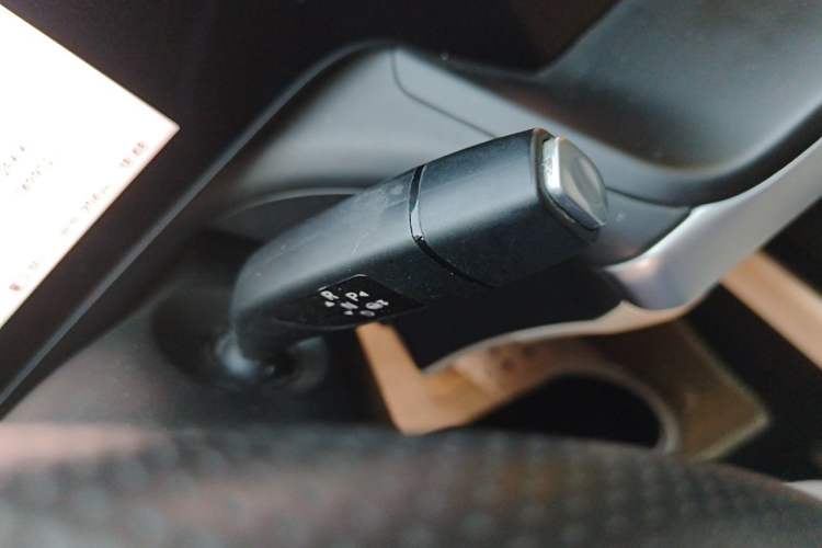 Used XPeng P7 2020 670N Gear Lever