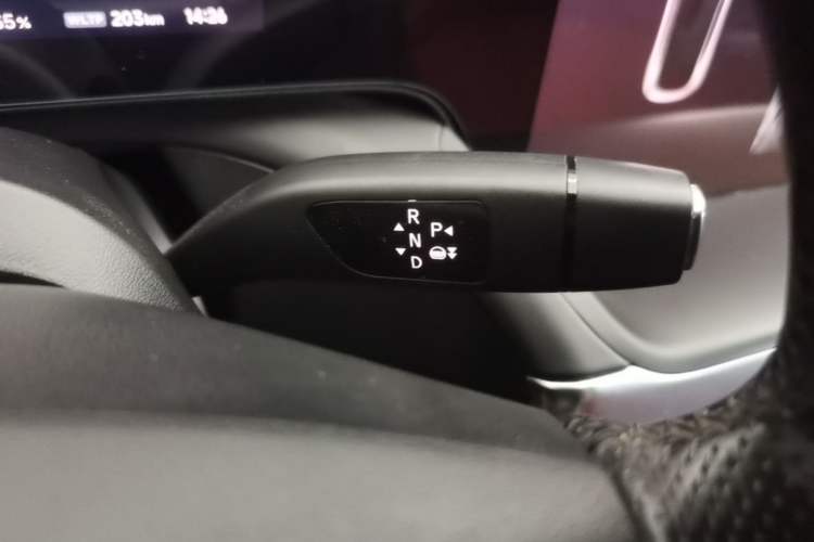 Used XPeng P7 2020 670E Gear Lever