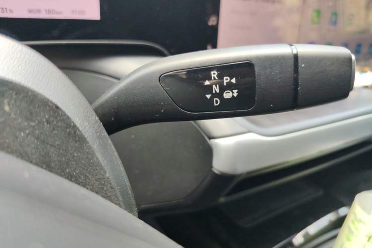 Used XPeng P7 2020 670E Gear Lever