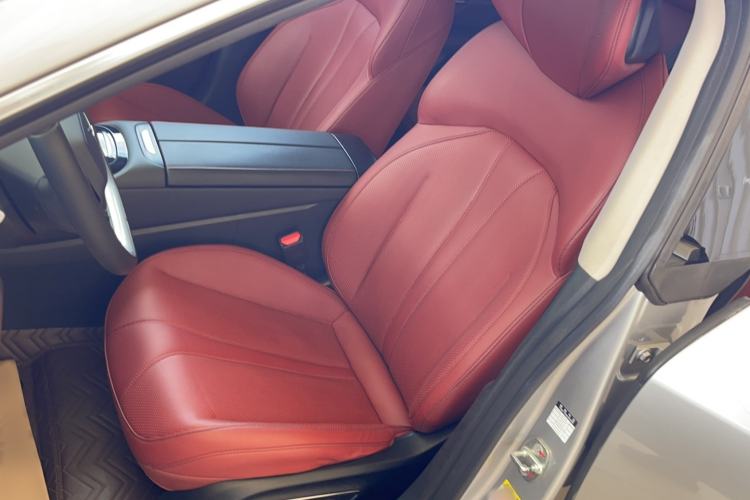 Used XPeng P7 2020 670N Interior 2