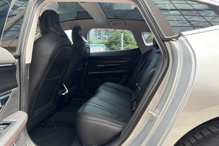 Used XPeng P7 2020 586N Interior 2