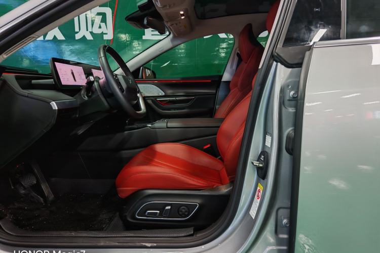 Used XPeng P7 2020 670N Interior 3