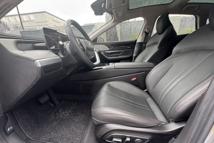 Used XPeng P7 2020 670N Interior 4