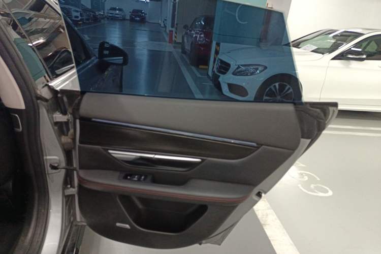 Used XPeng P7 2020 670N Interior 6