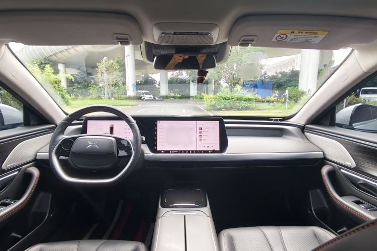 Used XPeng P7 2020 670E Interior 6