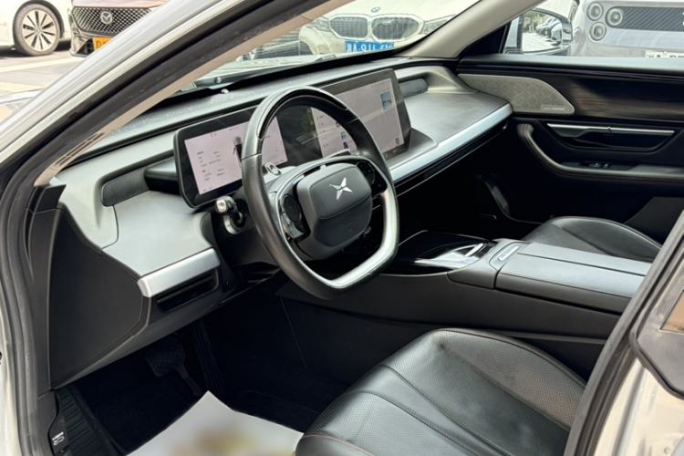 Used XPeng P7 2020 586N Interior 9