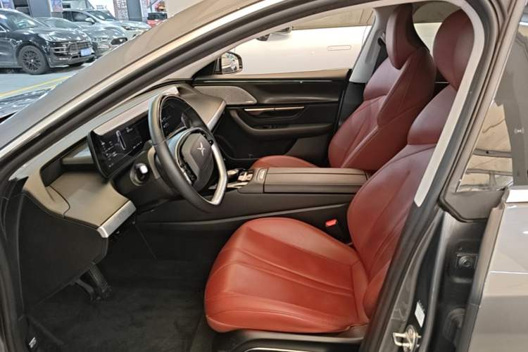 Used XPeng P7 2020 670E Left Front Seat