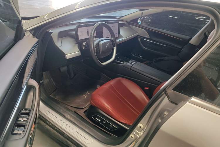 Used XPeng P7 2020 670E Left Front Seat