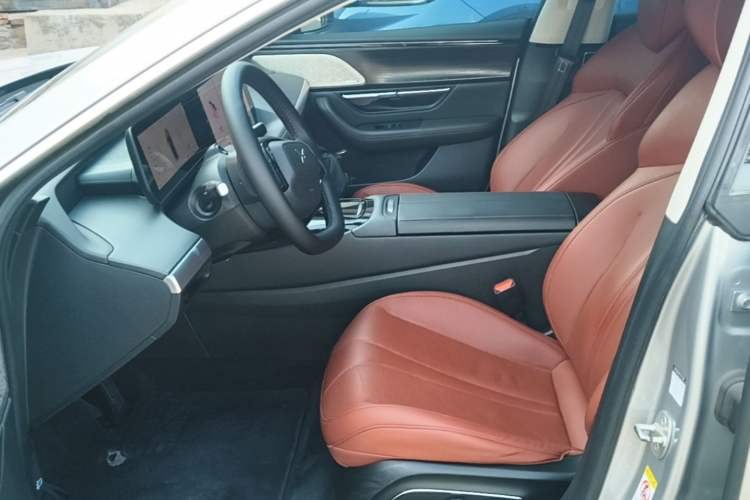 Used XPeng P7 2020 670N Left Front Seat
