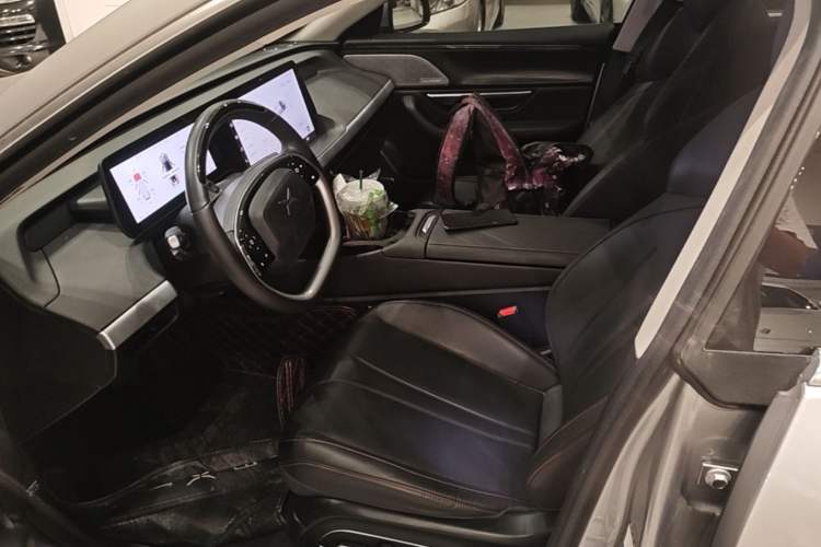 Used XPeng P7 2020 670N Left Front Seat