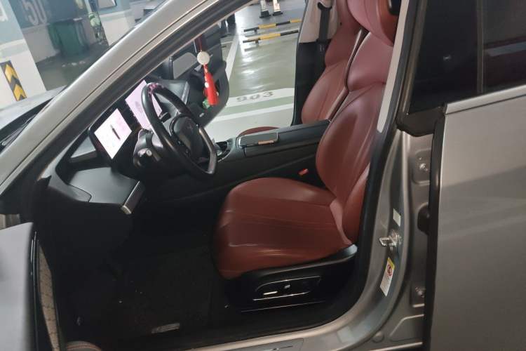 Used XPeng P7 2020 670E Left Front Seat