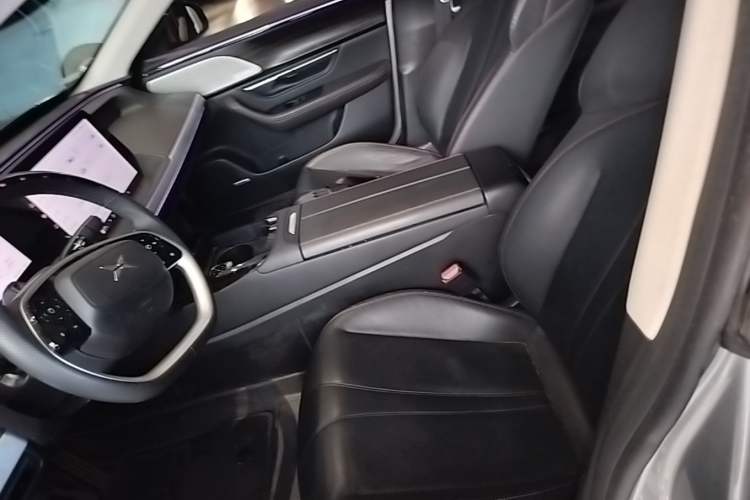 Used XPeng P7 2020 586N Left Front Seat