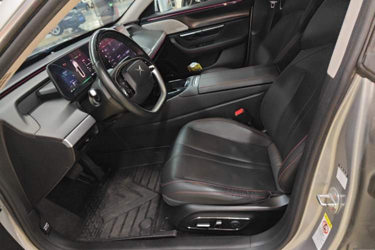 Used XPeng P7 2020 586E Left Front Seat