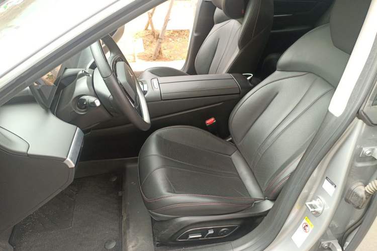 Used XPeng P7 2020 670N Left Front Seat