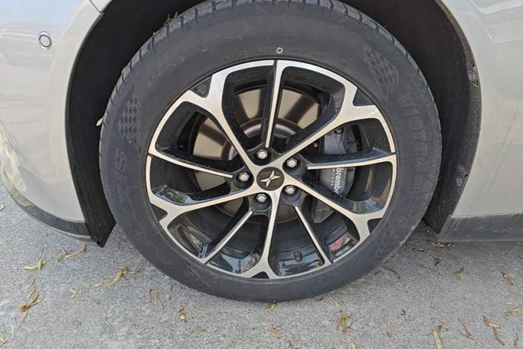 Used XPeng P7 2020 562N Performance Edition Left Front Wheel Hub