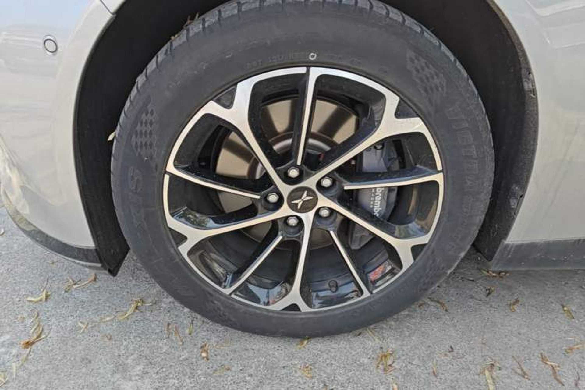 Used XPeng P7 2020 562N Performance Edition Left Front Wheel Hub
