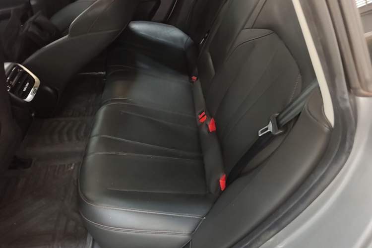 Used XPeng P7 2020 586N Left Rear Seat