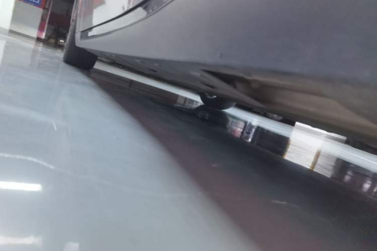 Used XPeng P7 2020 706G Left Side Sill