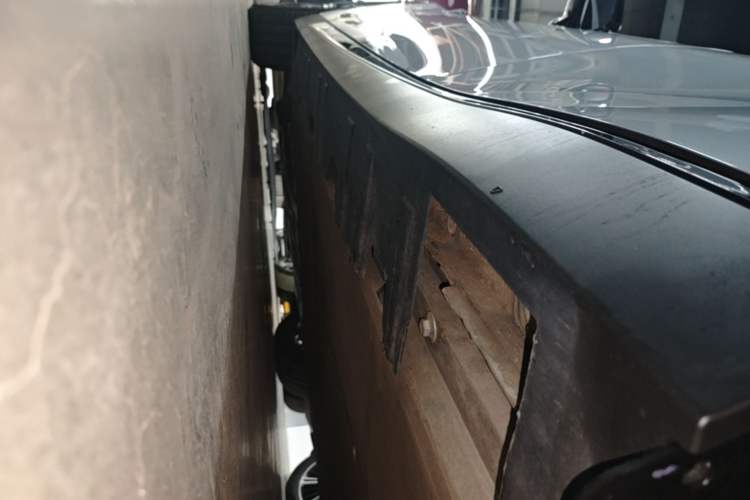 Used XPeng P7 2020 670E Left Side Sill
