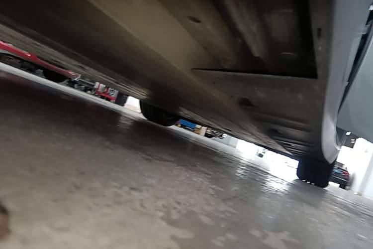 Used XPeng P7 2020 586N Left Side Sill