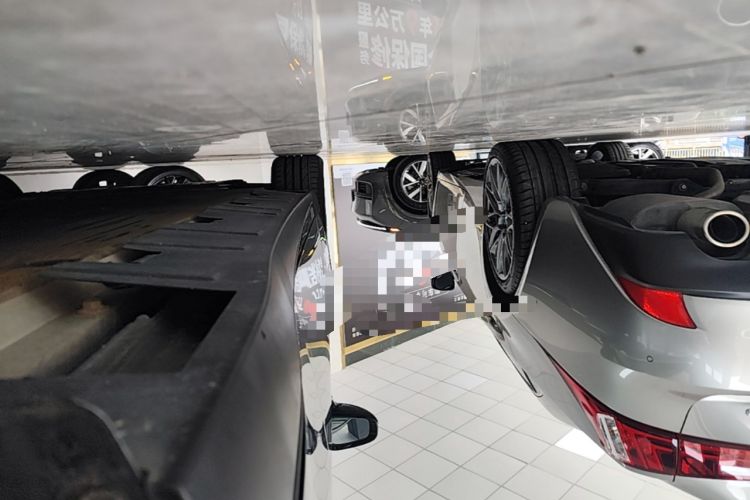 Used XPeng P7 2020 Rear-Drive Long-Range Smart Drive Version Left Side Sill