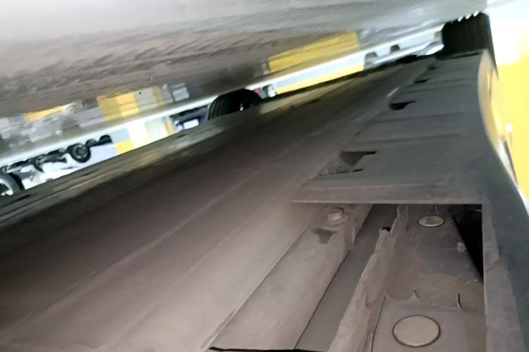 Used XPeng P7 2020 586N Left Side Sill