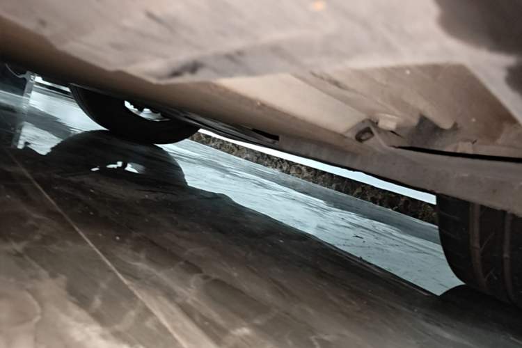 Used XPeng P7 2020 670N Left Side Sill