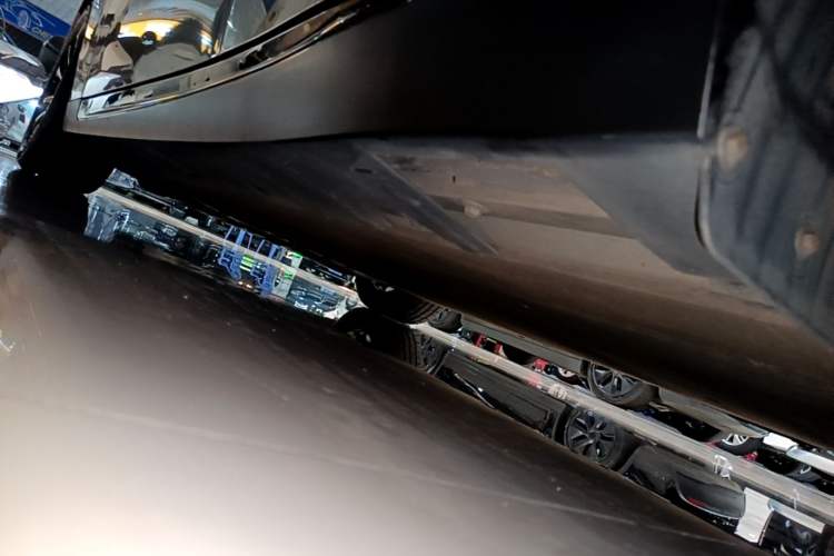 Used XPeng P7 2020 670N Left Side Sill
