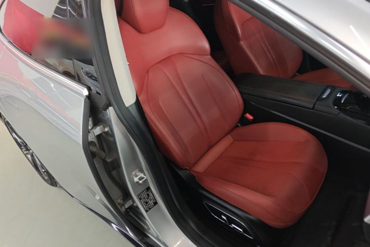 Used XPeng P7 2020 670E Right Front Seat