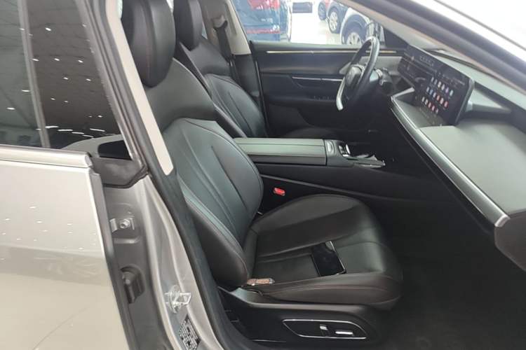 Used XPeng P7 2020 586E Right Front Seat