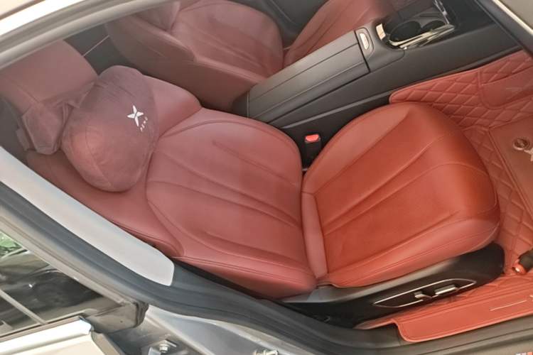 Used XPeng P7 2020 670N Right Front Seat